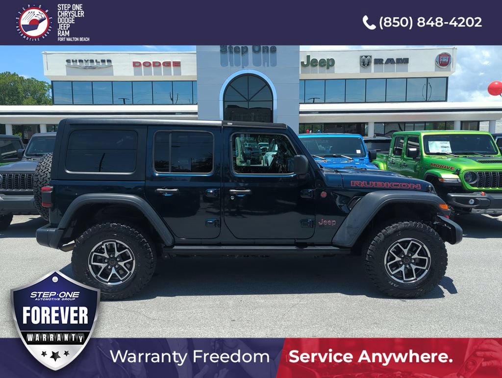 Used 2025 Jeep Wrangler Unlimited Rubicon w/ Convenience Group AWD/4WD image 7