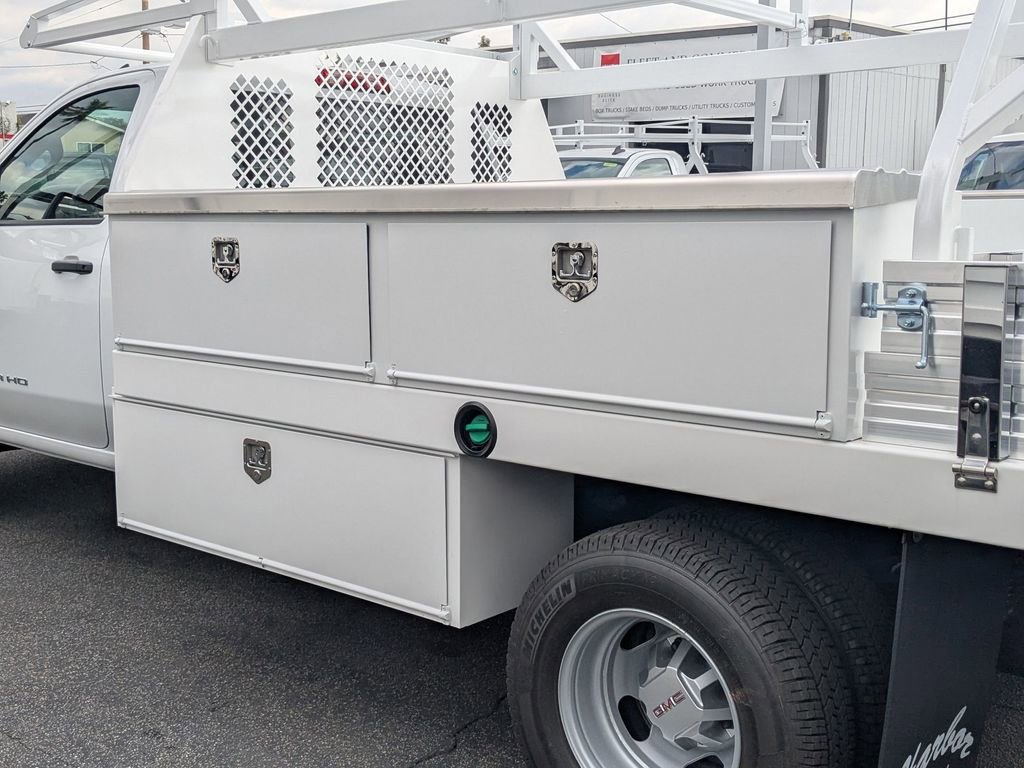 New 2026 GMC Sierra 3500 Pro w/ Convenience Package RWD image 11