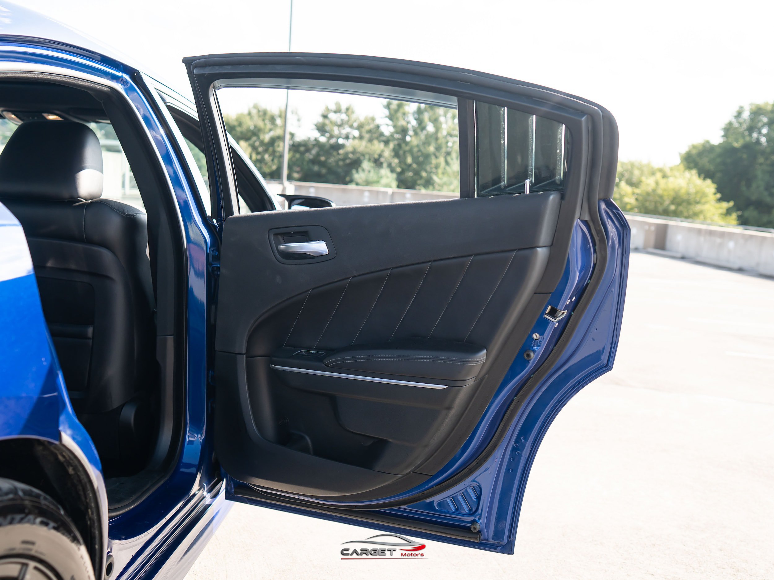Used 2018 Dodge Charger R/T Scat Pack RWD image 41
