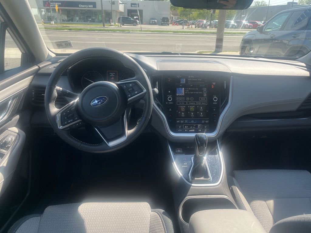 Certified 2025 Subaru Outback Premium AWD/4WD image 11