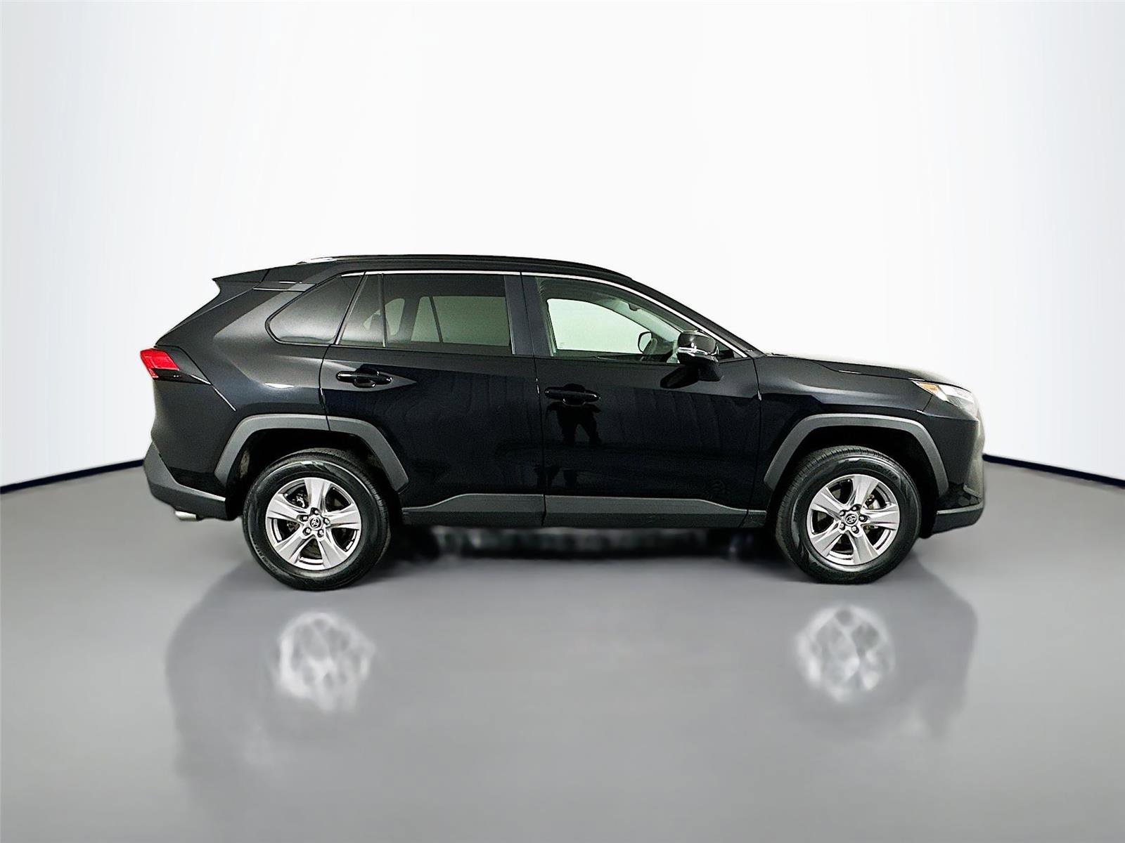 Certified 2025 Toyota RAV4 XLE AWD/4WD image 16