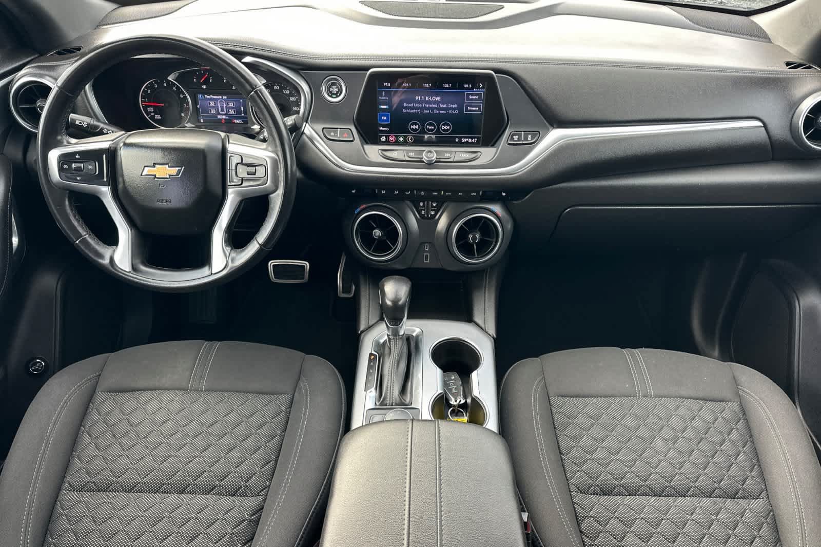 Used 2020 Chevrolet Blazer LT FWD image 3
