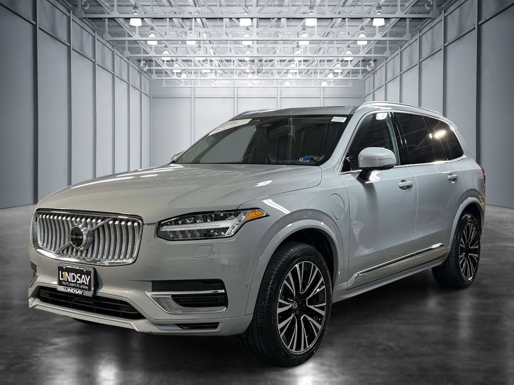 Used 2025 Volvo XC90 T8 Plus w/ Protection Package Premier