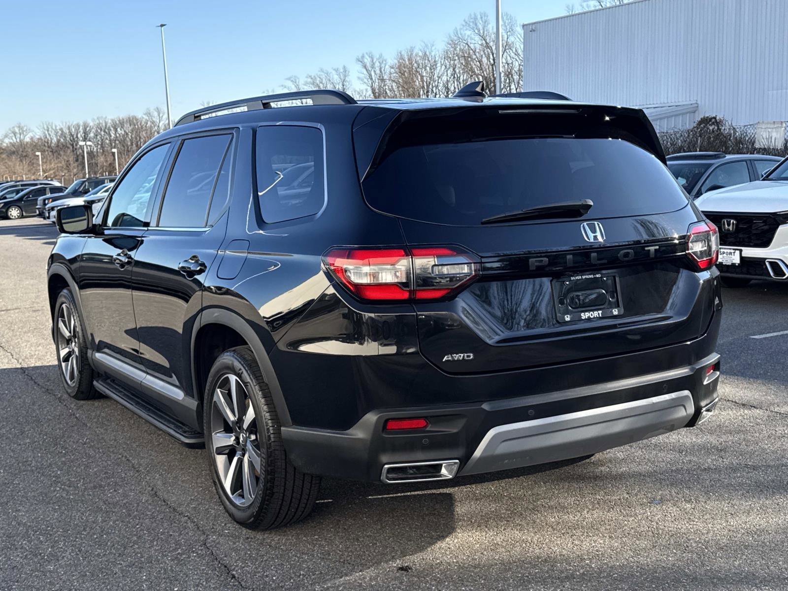 Certified 2025 Honda Pilot Elite image 24