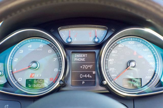 Used 2014 Audi R8 V8 w/ Convenience Package AWD/4WD image 30