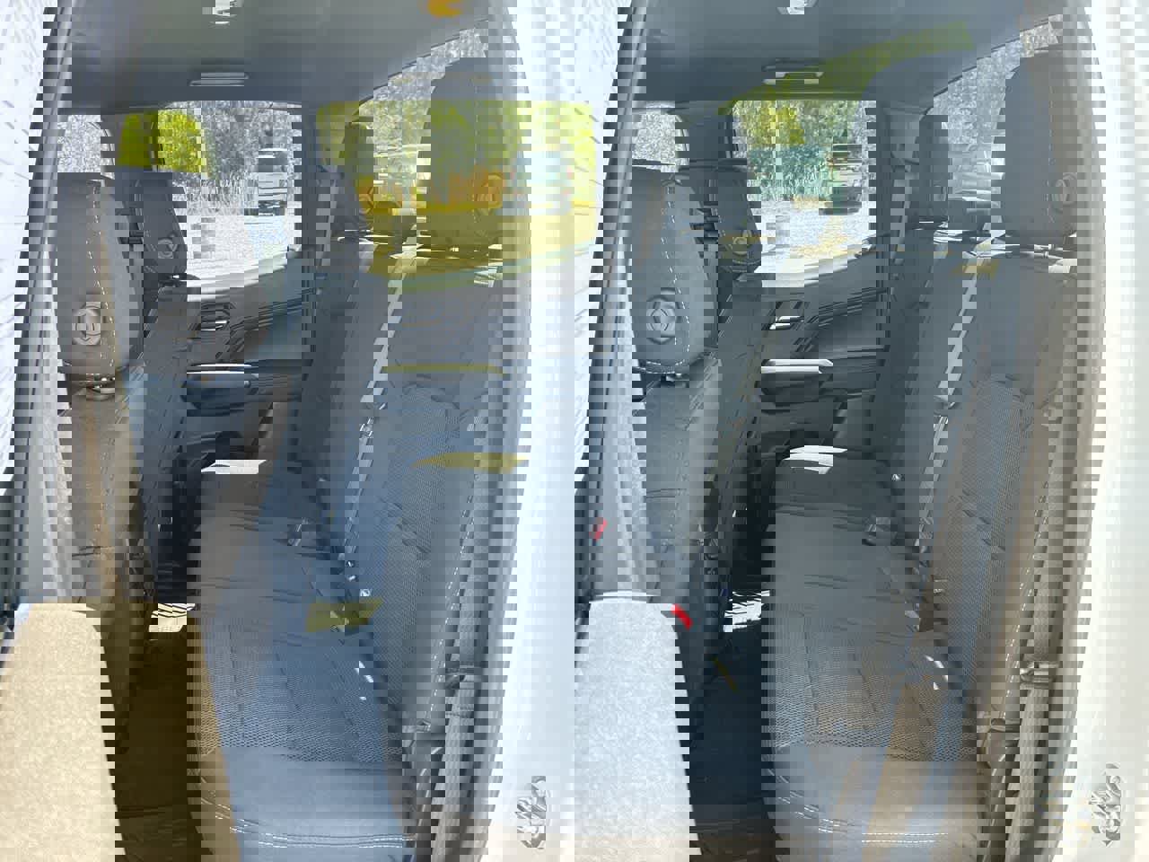 Used 2024 GMC Canyon Elevation w/ Trailering Package image 24