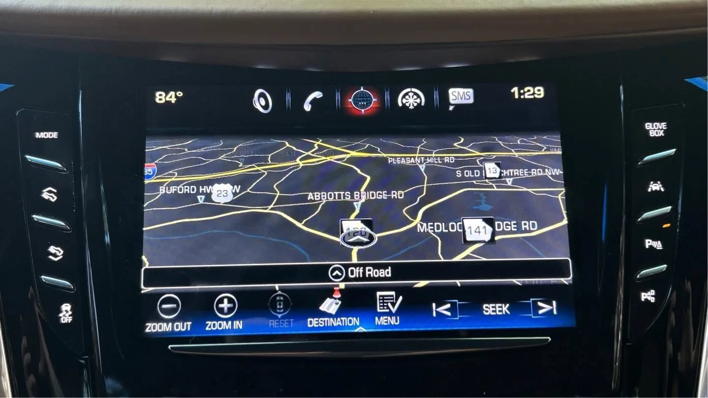 Used 2017 Cadillac Escalade Platinum RWD image 13