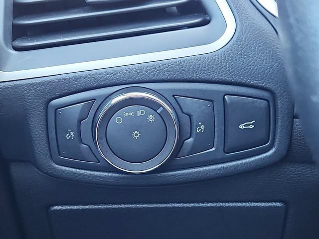 Used 2018 Ford Edge SEL w/ Equipment Group 201A AWD/4WD image 26