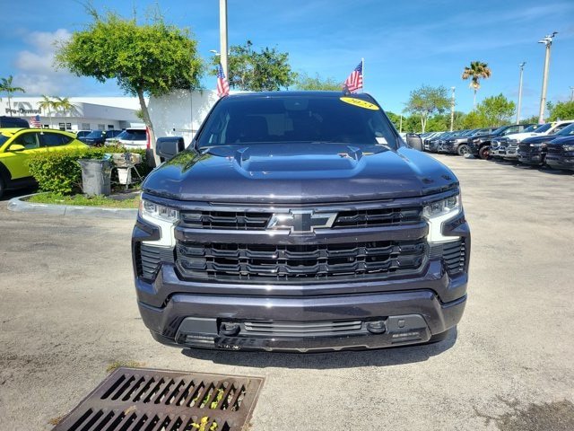 Used 2023 Chevrolet Silverado 1500 RST RWD image 2