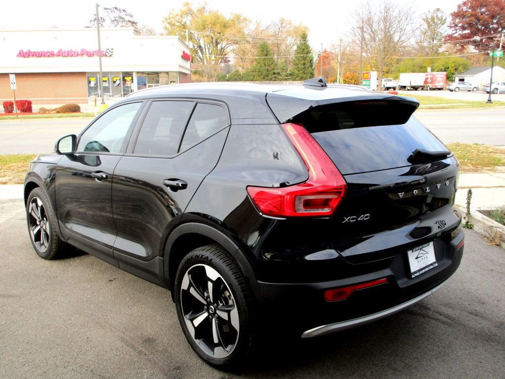 Used 2020 Volvo XC40 T5 Momentum w/ Protection Package Premier AWD/4WD image 10