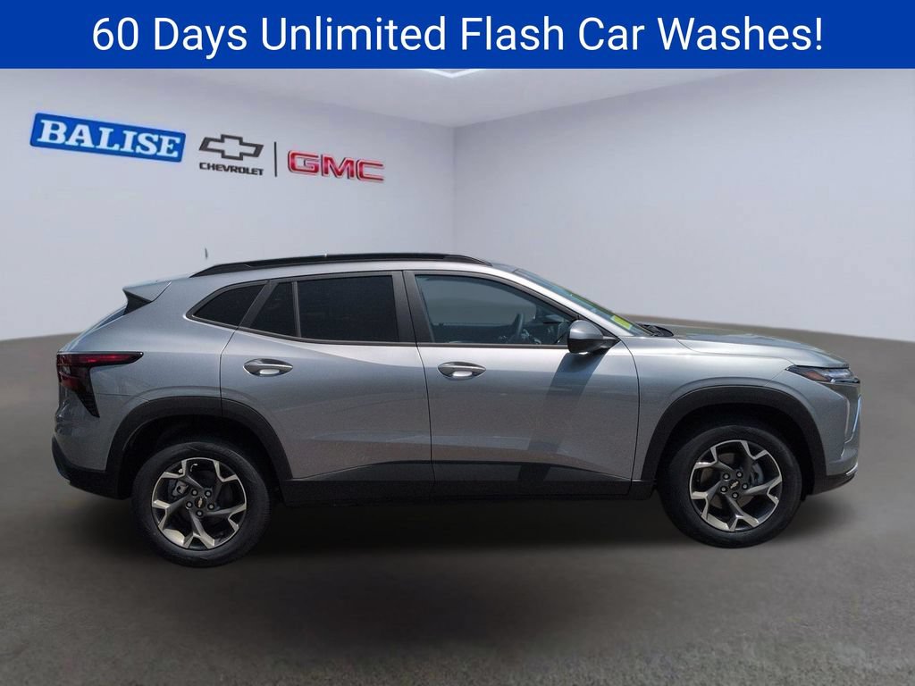 New 2026 Chevrolet Trax LT w/ Sunroof Package FWD image 2
