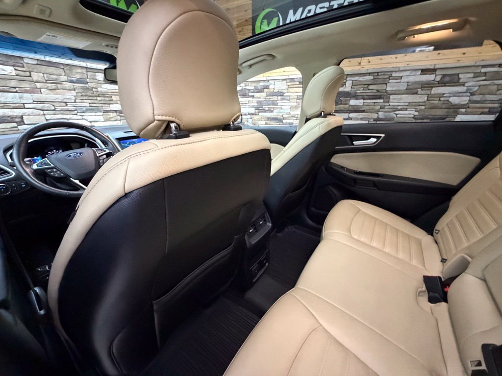 Used 2019 Ford Edge SEL w/ Equipment Group 201A AWD/4WD image 39