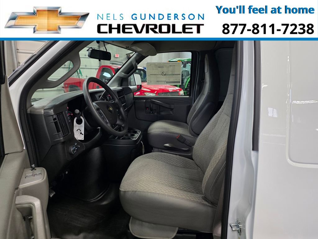 New 2026 Chevrolet Express 2500 w/ Driver Convenience Package RWD image 19