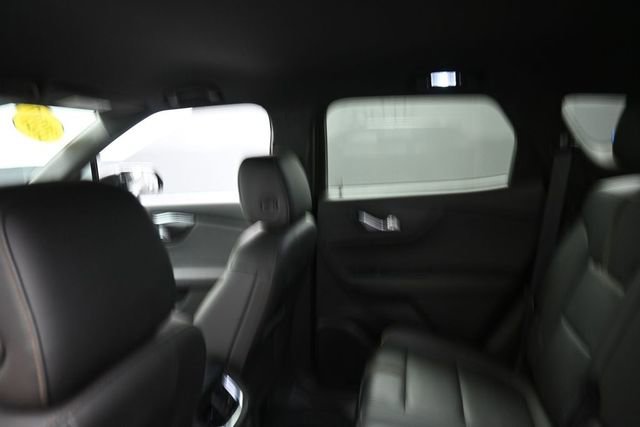 Used 2020 Chevrolet Blazer Premier w/ Driver Confidence II Package FWD image 18