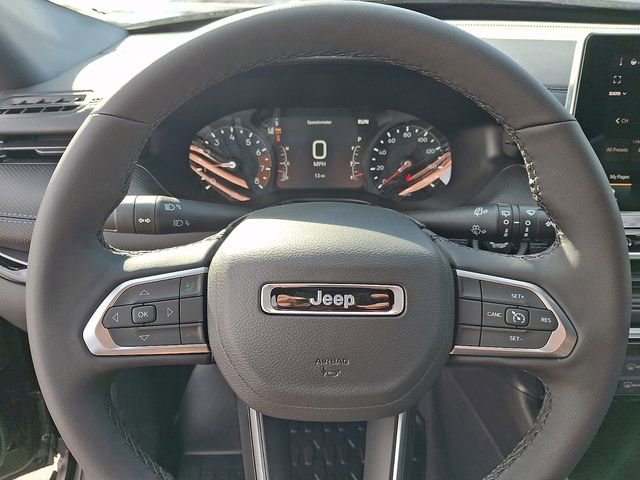 New 2026 Jeep Compass Latitude image 9