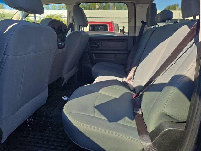 Used 2017 RAM 1500 Express AWD/4WD image 11