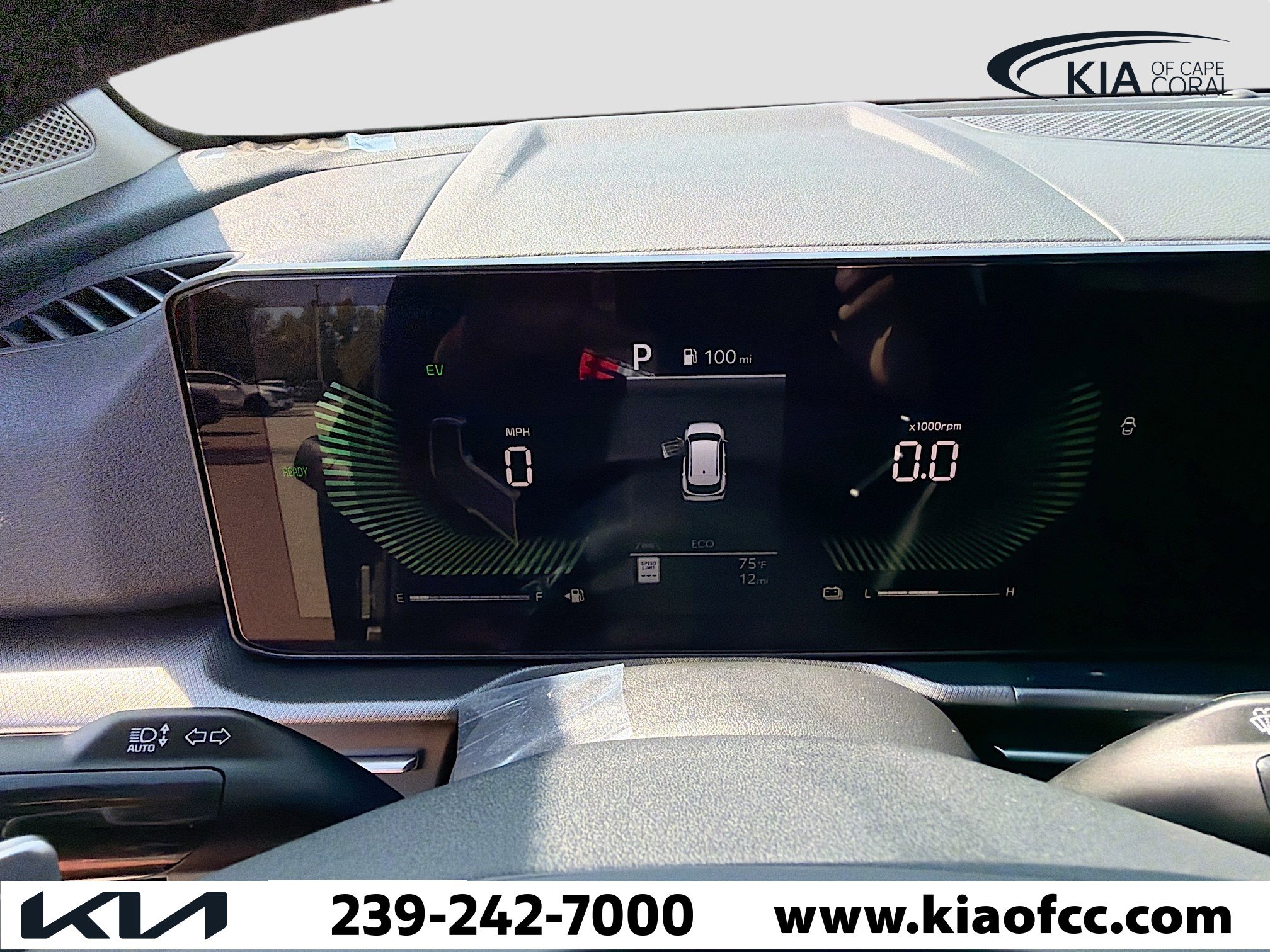 New 2026 Kia Sportage LX FWD image 32