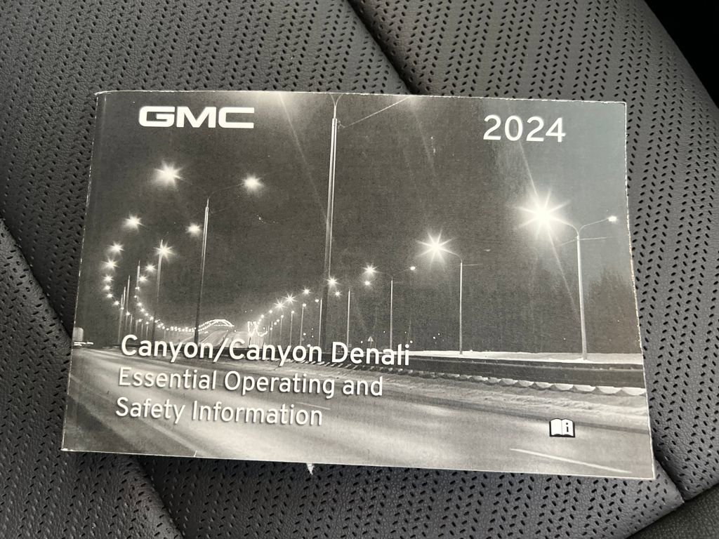 Used 2024 GMC Canyon AT4X image 26