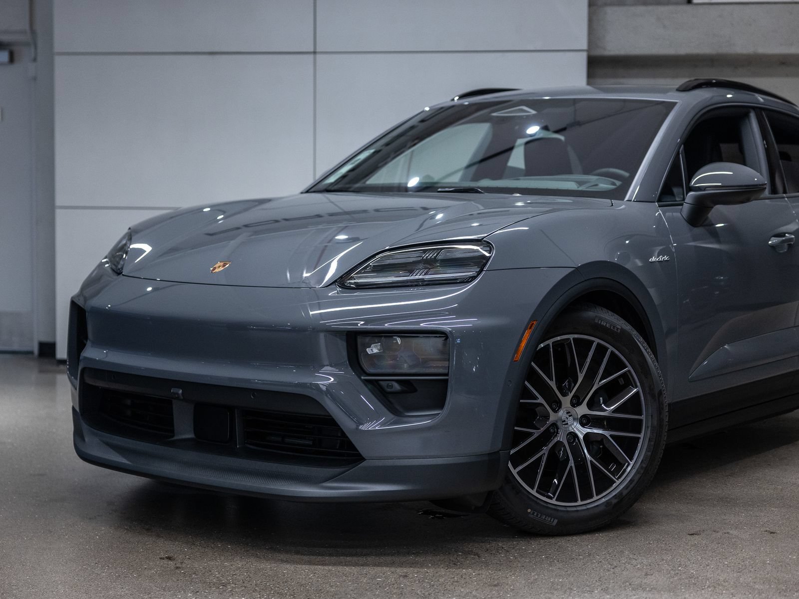 New 2026 Porsche Macan 4 Electric AWD/4WD image 21