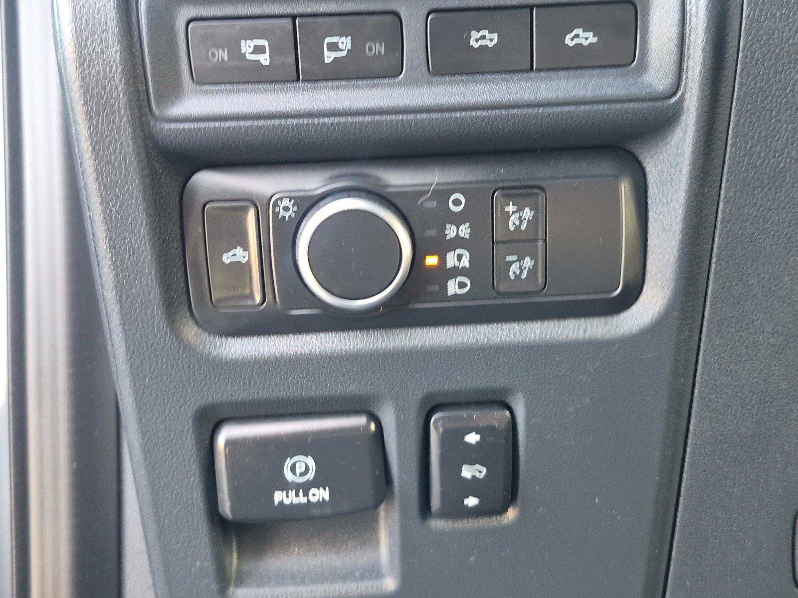 Used 2022 Ford F150 Lightning Lariat AWD/4WD image 21