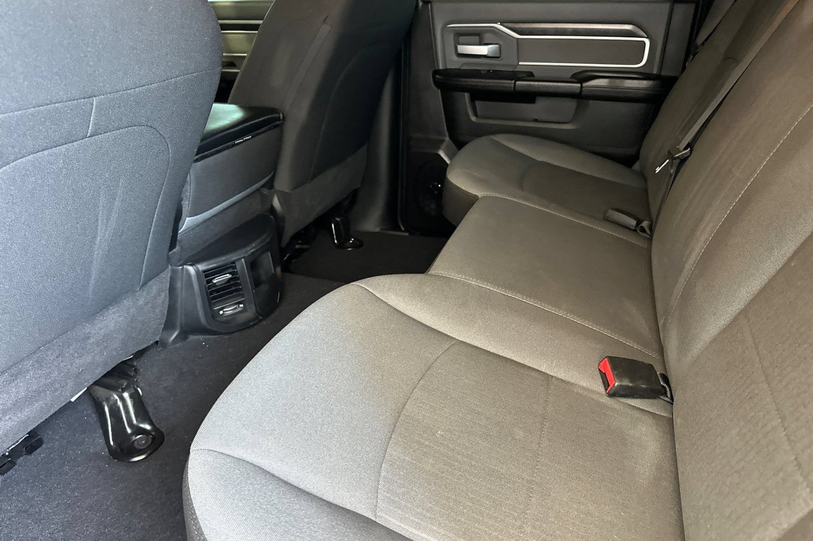 Used 2022 RAM 2500 Big Horn AWD/4WD image 12