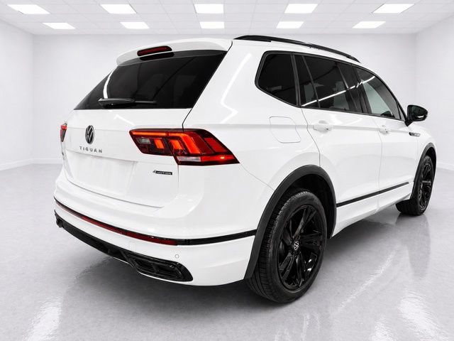 Used 2023 Volkswagen Tiguan SE R-Line AWD/4WD image 7