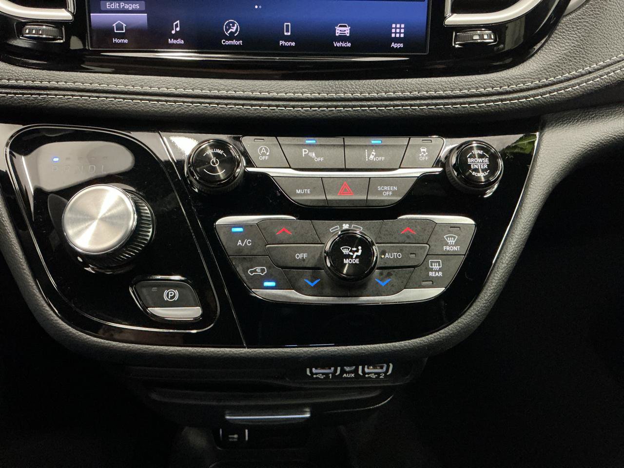 Used 2025 Chrysler Pacifica Select FWD image 22