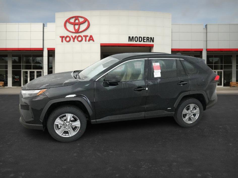 New 2025 Toyota RAV4 LE image 7