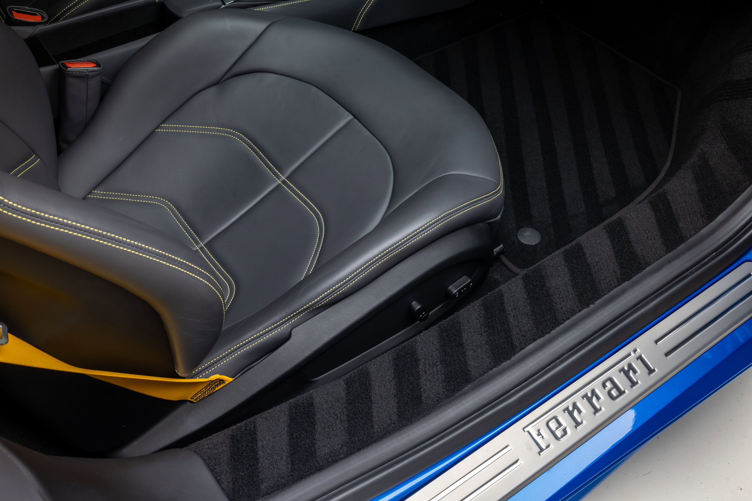 Certified 2018 Ferrari 488 GTB image 36