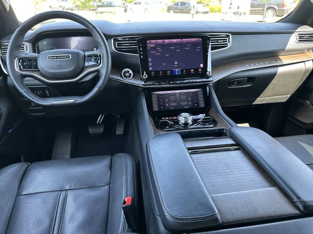 Used 2023 Jeep Grand Wagoneer 4WD w/ Convenience Group III image 10