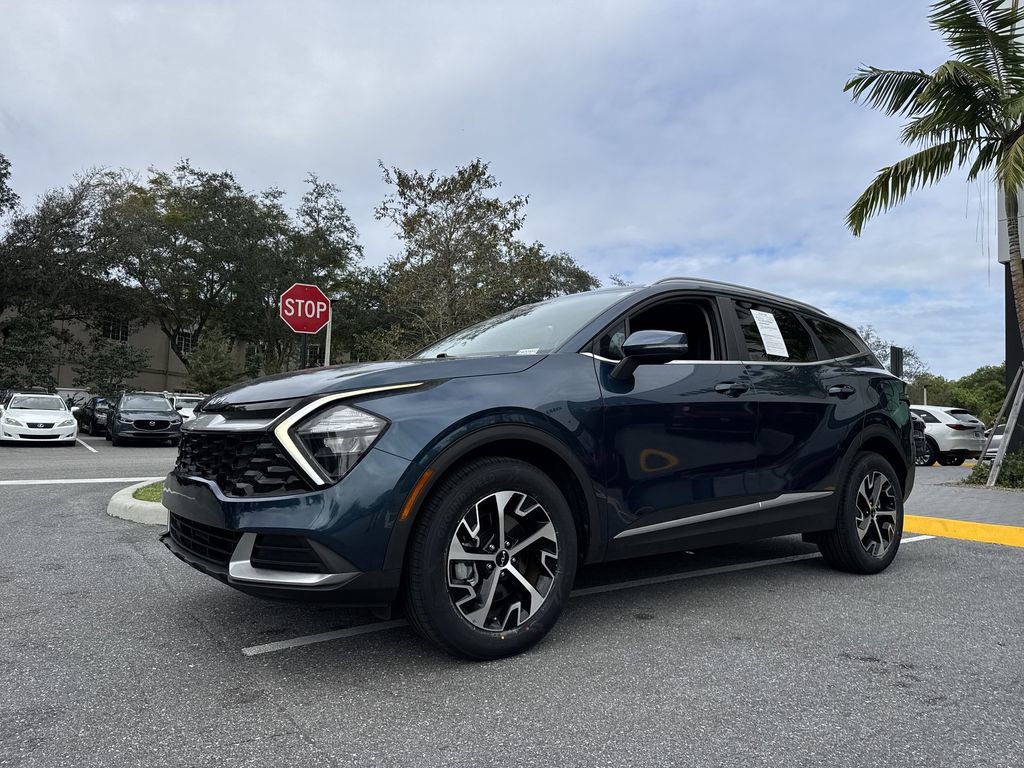 Used 2023 Kia Sportage EX image 29