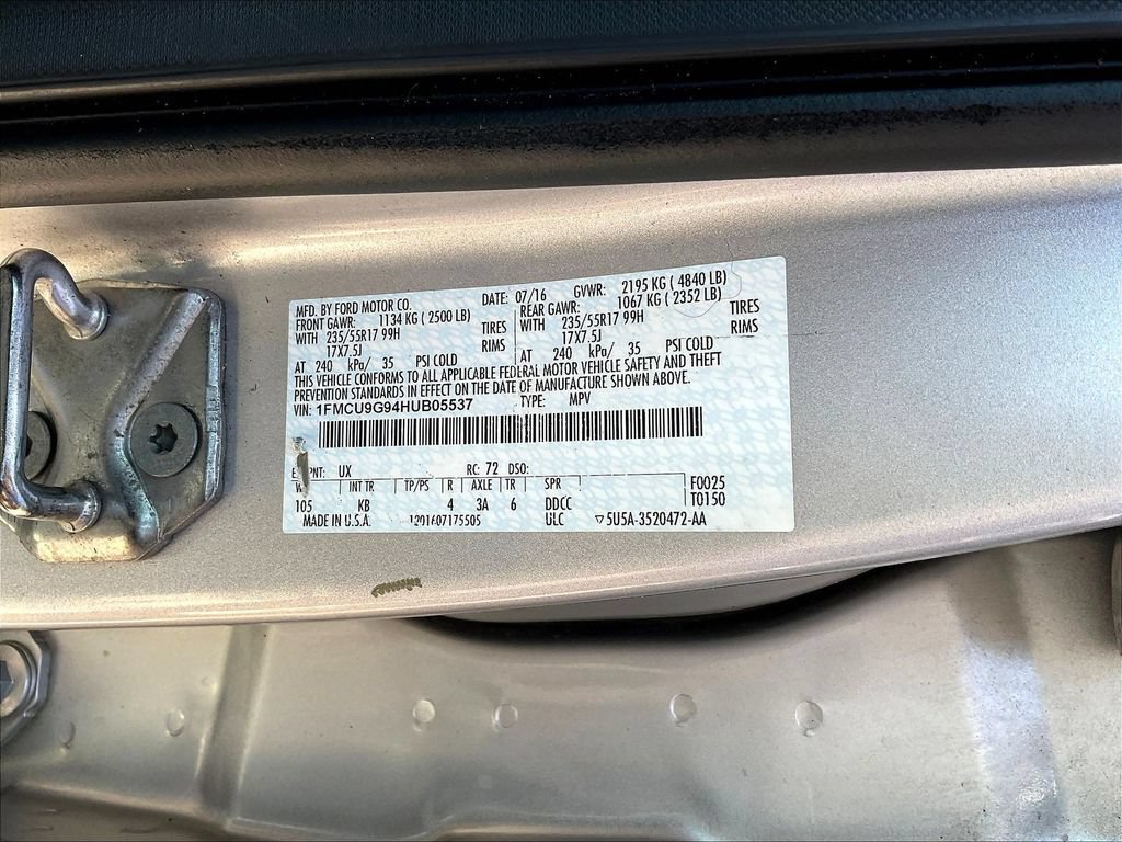 Used 2017 Ford Escape SE AWD/4WD image 19