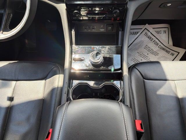 Used 2023 Jeep Grand Cherokee Limited w/ Luxury Tech Group II AWD/4WD image 24