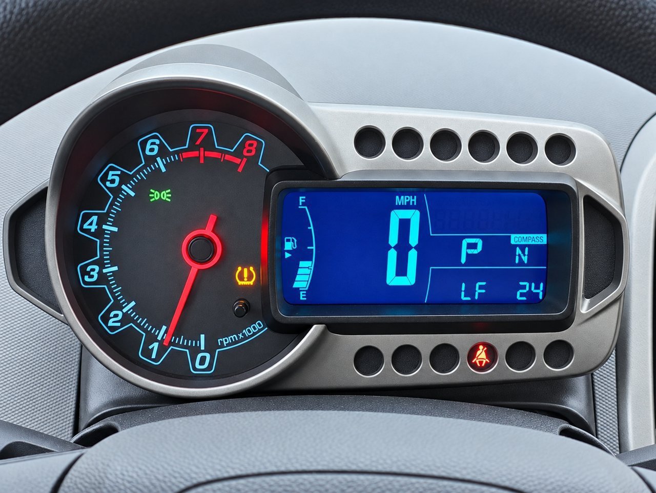 Certified 2014 Chevrolet Sonic LS FWD image 18