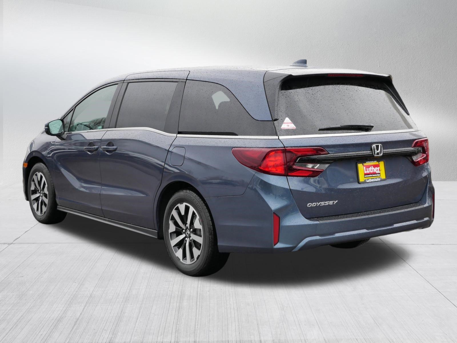 Used 2026 Honda Odyssey EX-L image 5