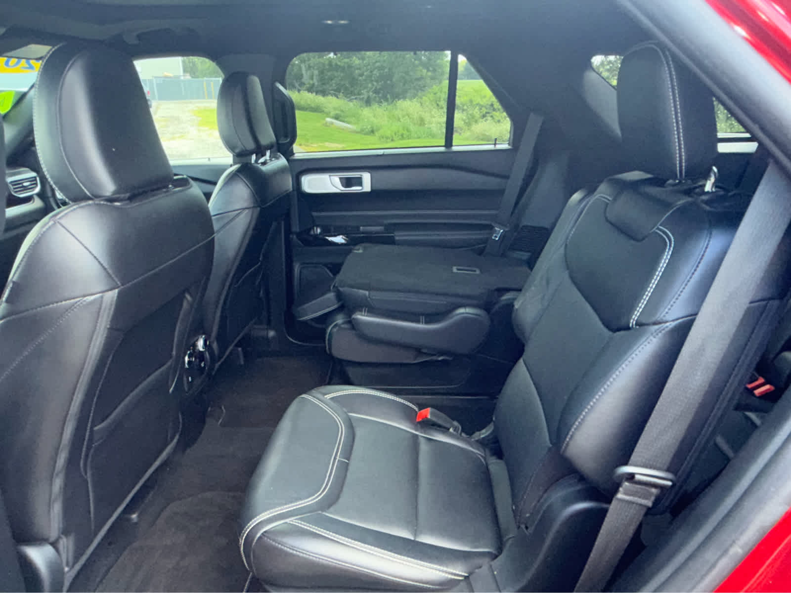 Used 2023 Ford Explorer ST w/ Equipment Group 401A AWD/4WD image 40