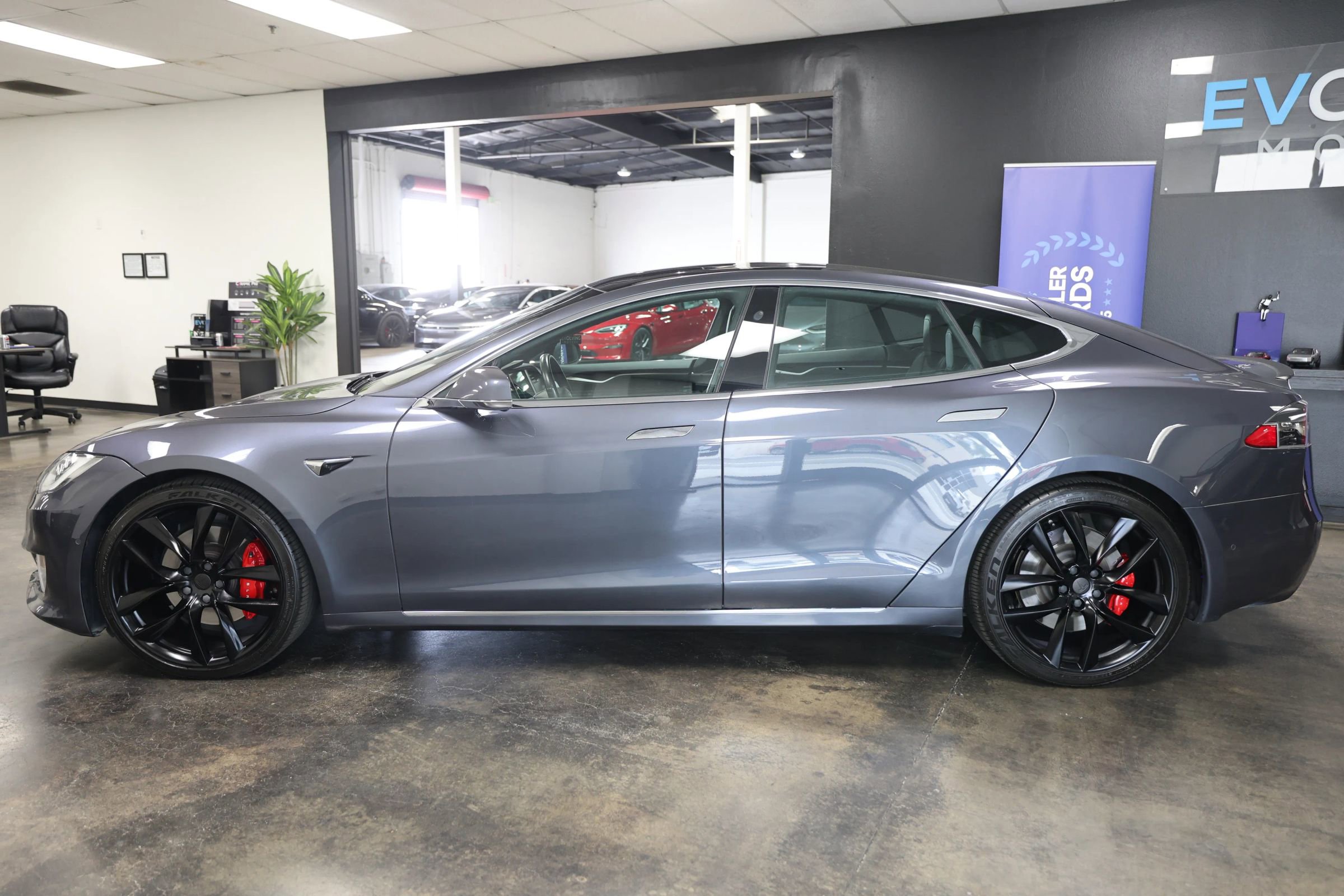 Used 2018 Tesla Model S P100D AWD/4WD image 12