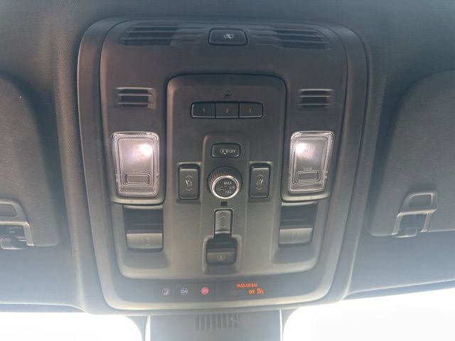 Used 2023 GMC Yukon Denali w/ Denali Reserve Package image 23