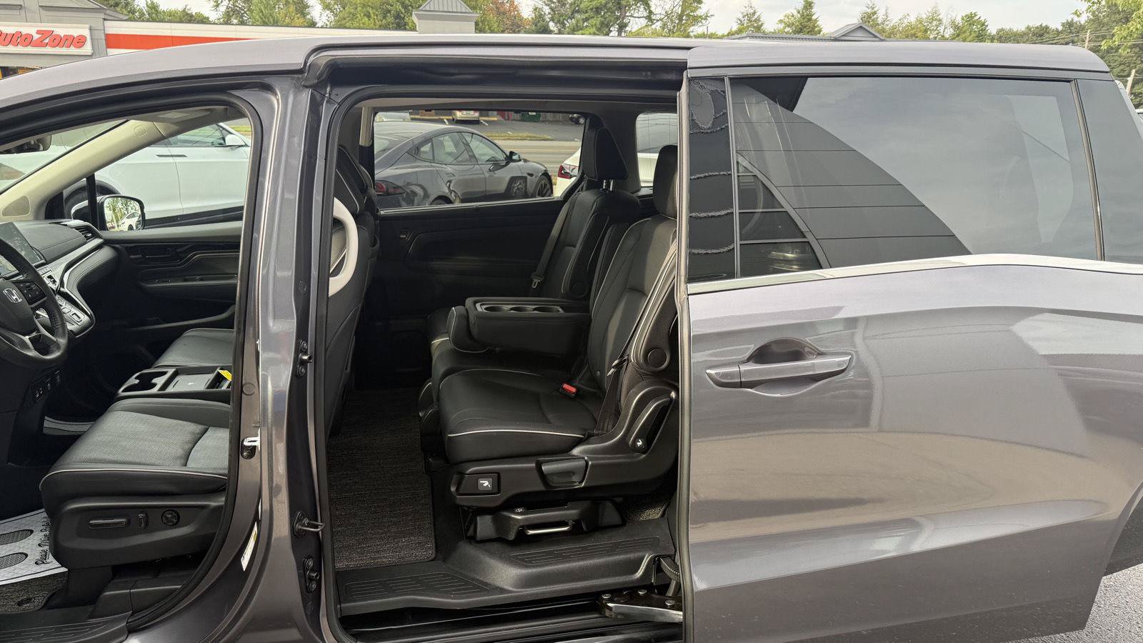 Used 2026 Honda Odyssey Elite image 41