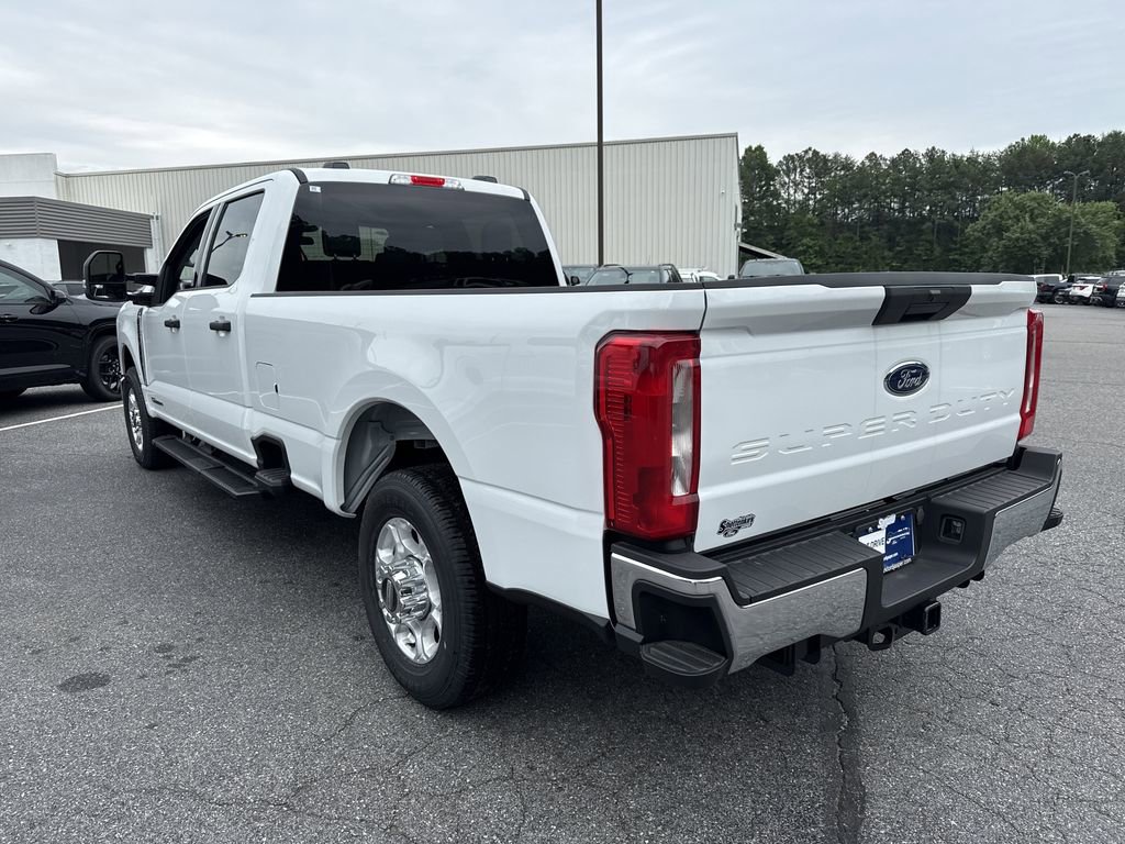 New 2026 Ford F350 XLT RWD image 5