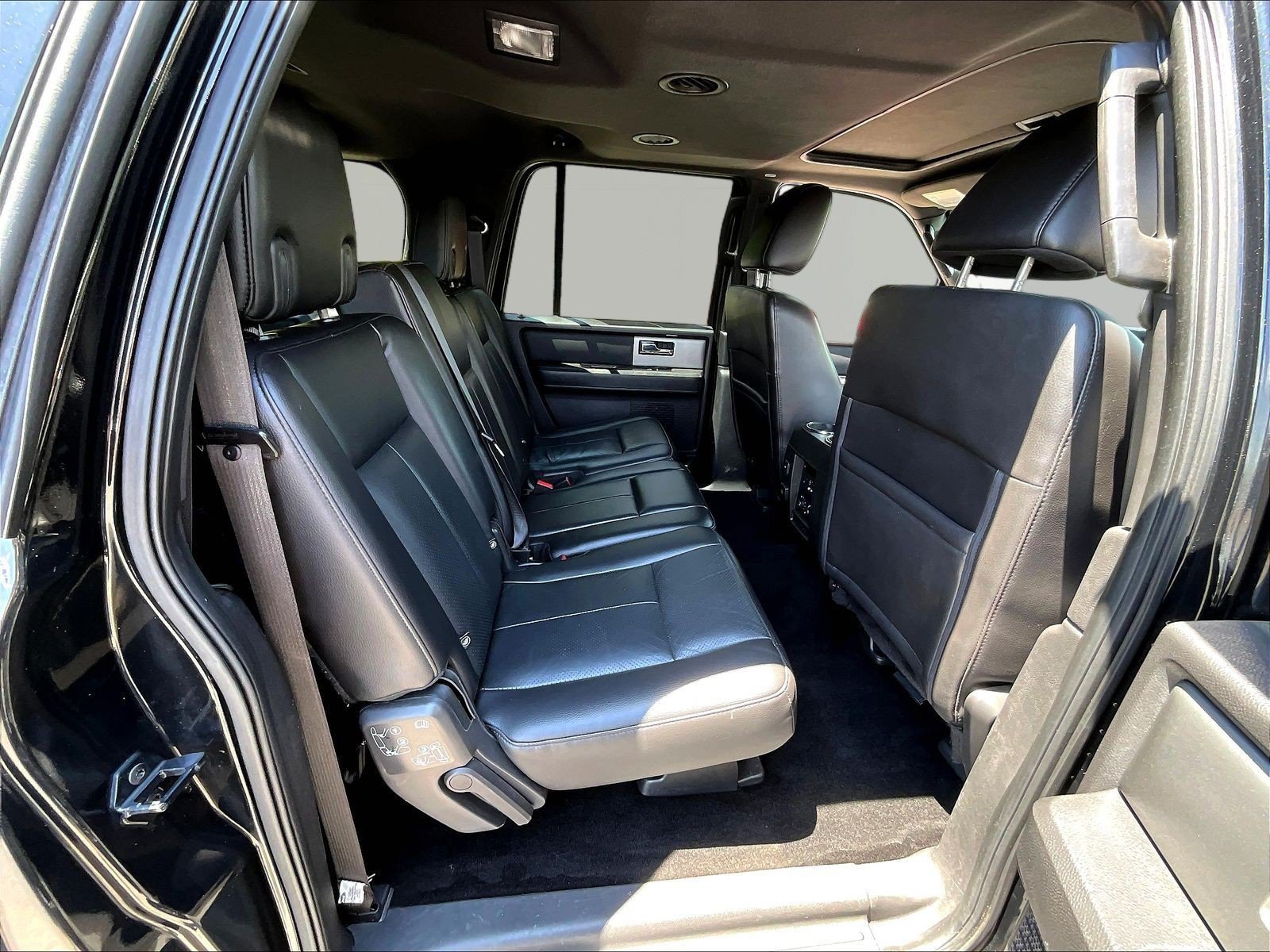 Used 2014 Ford Expedition EL Limited w/ Equipment Group 301A AWD/4WD image 25