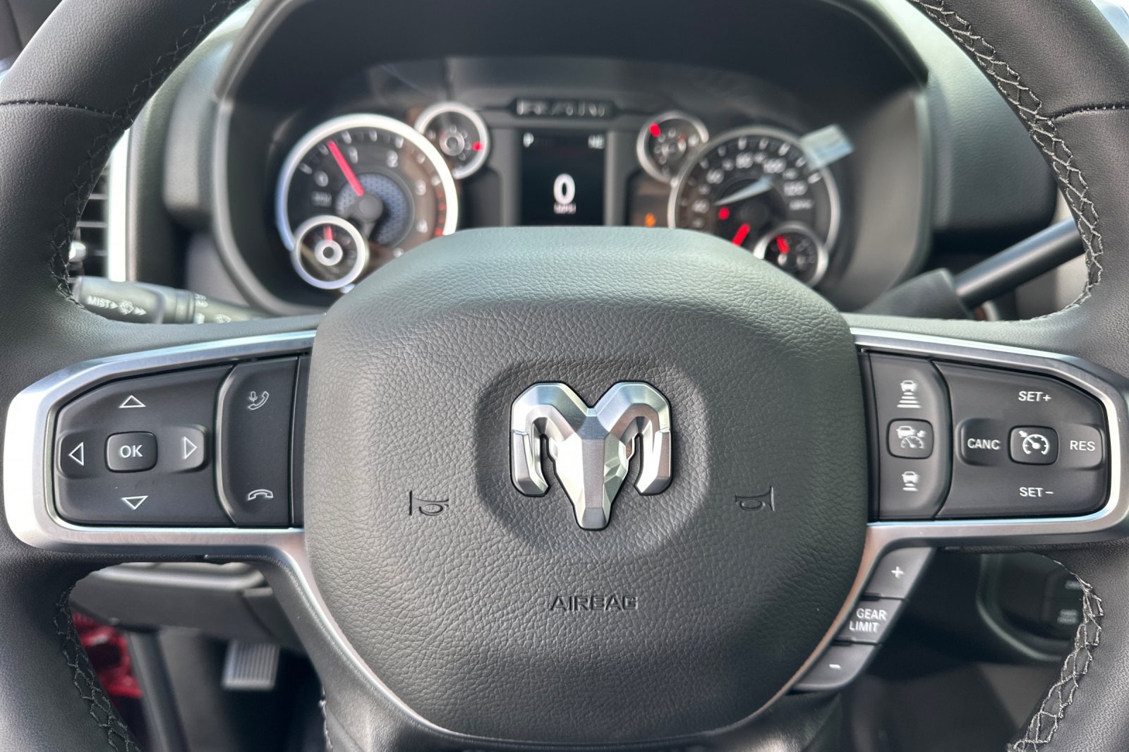 New 2026 RAM 3500 Big Horn AWD/4WD image 23