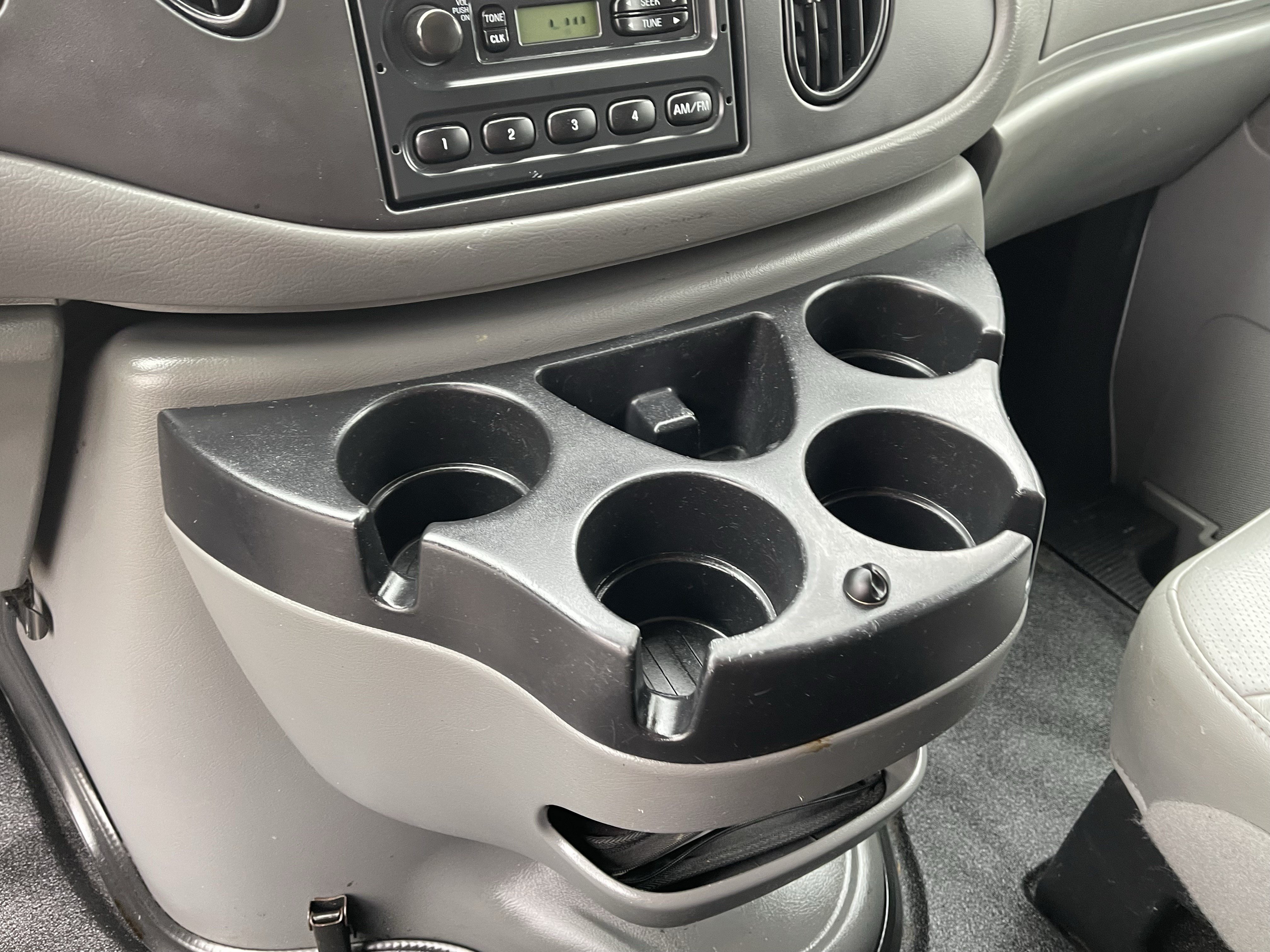 Used 2008 Ford E-250 and Econoline 250 RWD image 22