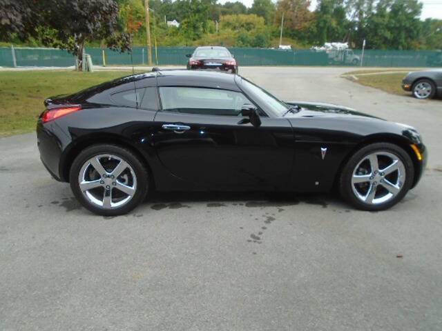Used 2009 Pontiac Solstice GXP w/ Premium Package image 9
