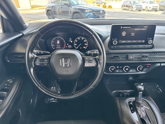 Used 2025 Honda HR-V Sport image 8