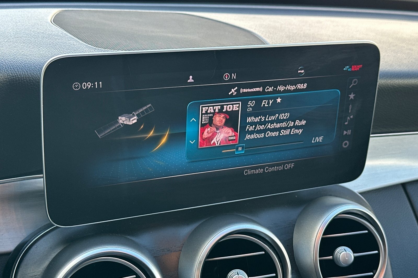 Used 2019 Mercedes-Benz C 300 Sedan image 16