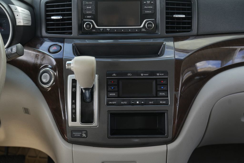 Used 2016 Nissan Quest SV FWD image 35
