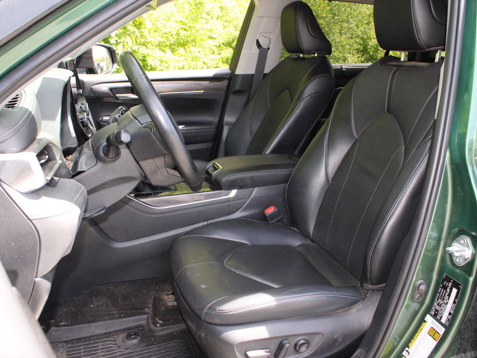 Used 2023 Toyota Highlander Limited AWD/4WD image 16