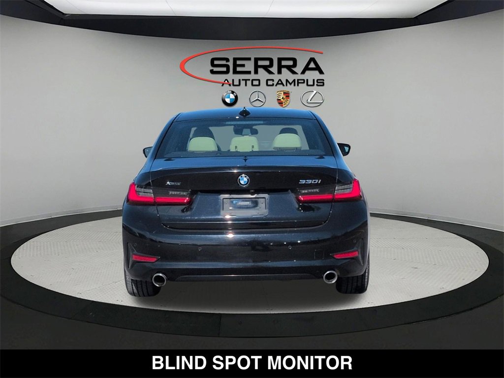 Used 2021 BMW 330i xDrive Sedan w/ Convenience Package image 14