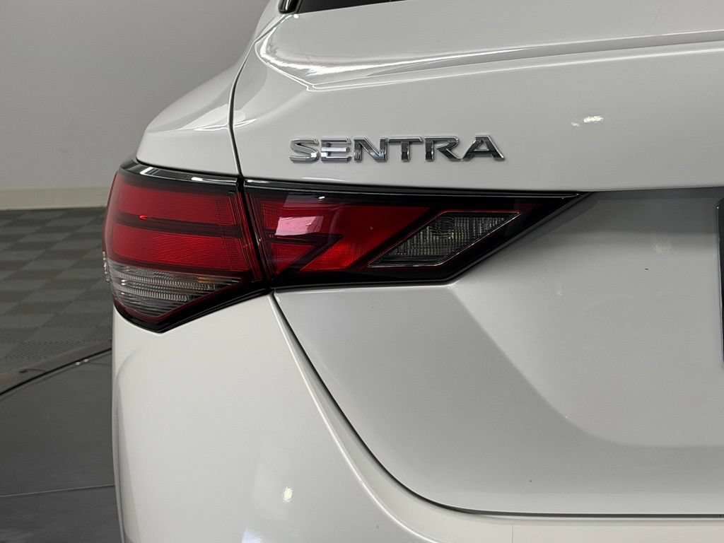 Used 2024 Nissan Sentra SV FWD image 13